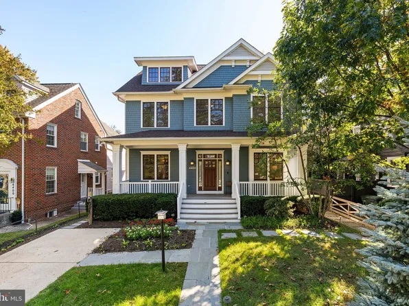 4402 Ridge St, Chevy Chase, MD 20815