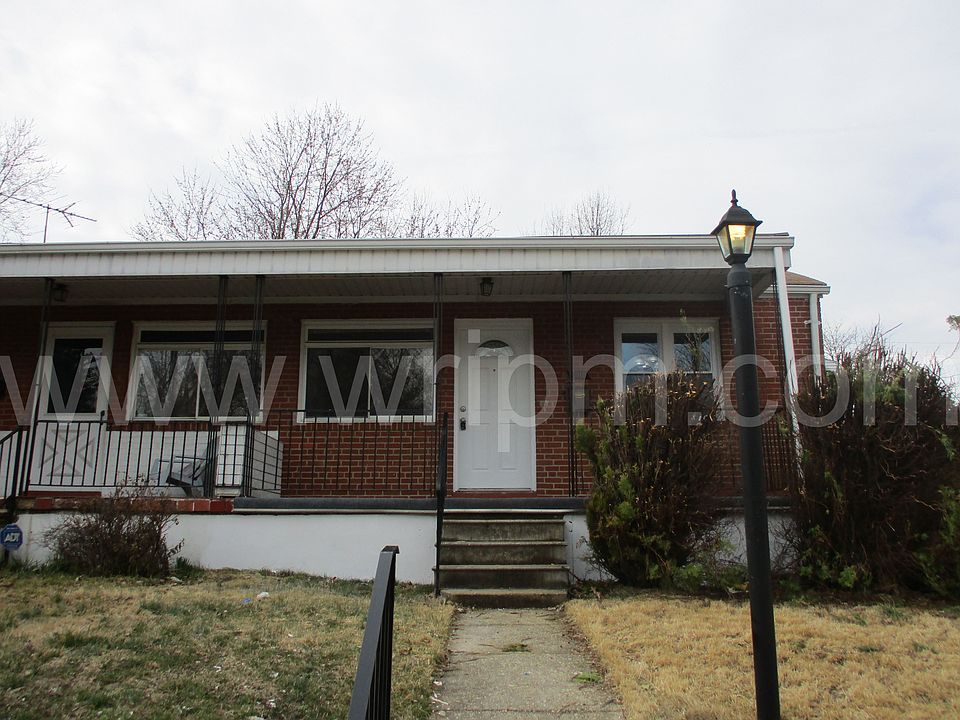 1st image of 5918 Plainfield Ave