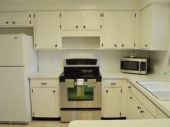 4th image of 1782 Haverhill Dr