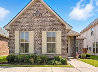 3013 Forestwood Dr, Lake Charles, LA 70607