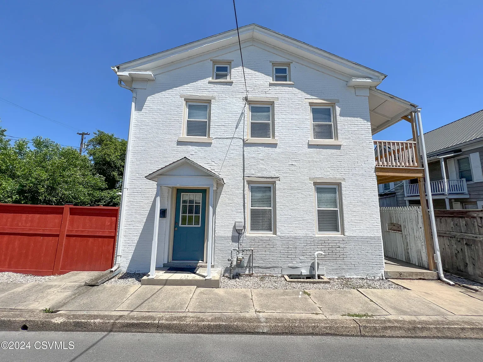 18 E Snyder St photo 1