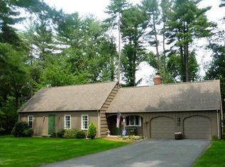 11 Pleasant View Rd, Wilbraham, MA 01095