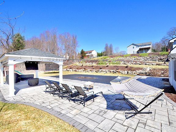 5th image of 196 Jobs Hill Road