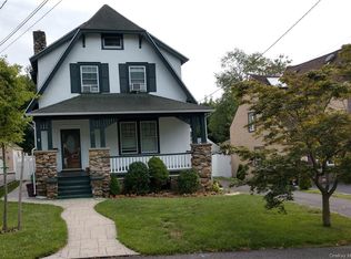 17 Alpine Rd, New Rochelle, NY 10804