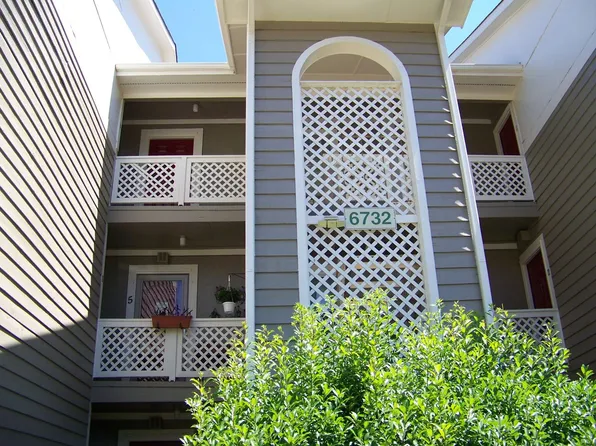 6732-8 Willowbrook Dr, Fayetteville, NC 28314