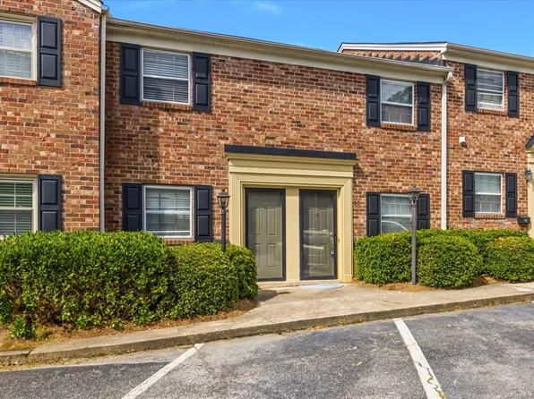 2530 E North St, Greenville, SC