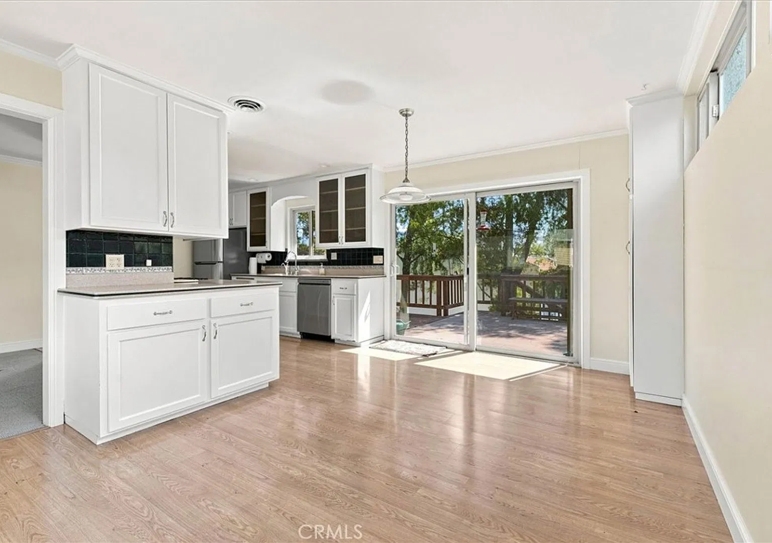 New on the rental market — Photo 2