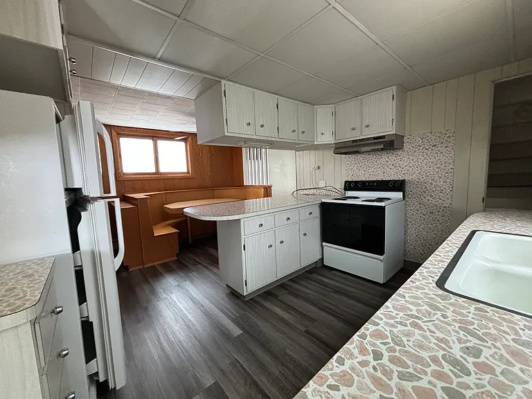 206 Barnard St — Photo 10
