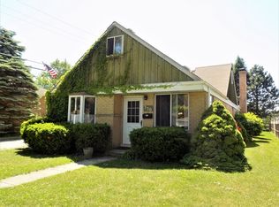 330 Wheeling Ave, Wheeling, IL 60090