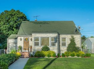 12 Pallant Ave, Linden, NJ 07036