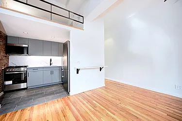 Rented by Urbane Brokerage