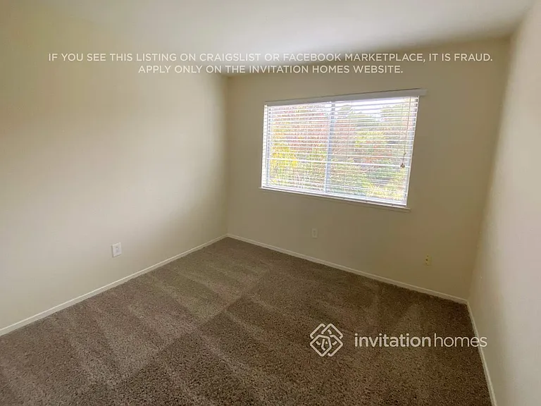 152 Drake Ct — Photo 9