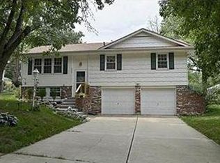 6907 NW 79th St, Kansas City, MO 64152