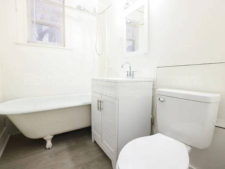 102 N 38th Ave #3 — Photo 12