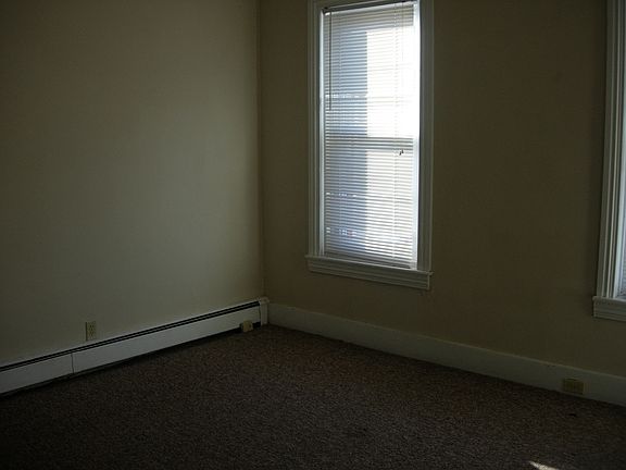 655 Mulberry St. Bedroom 1