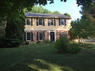 557 Village Dr E, Carmel, IN 46032