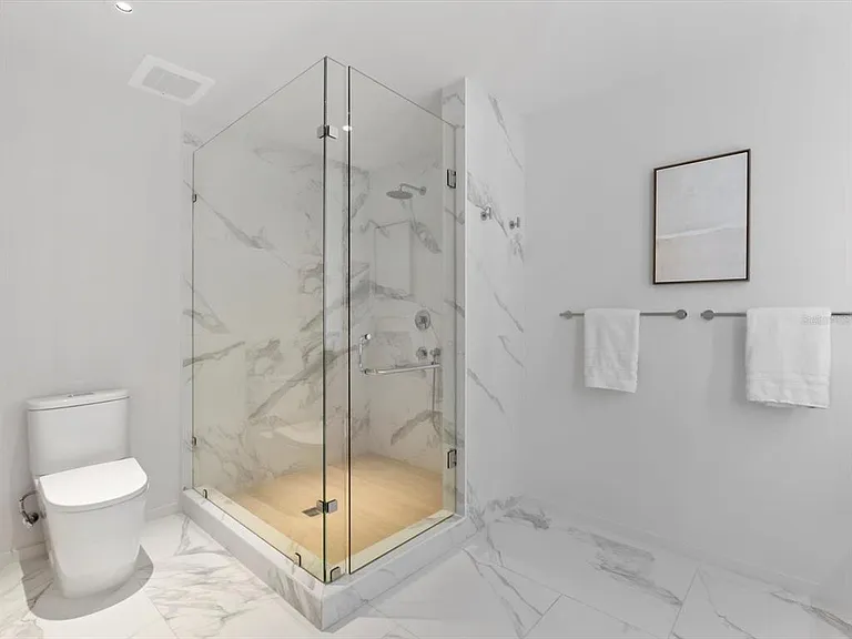 1020 Sunset Point Rd #213 — Photo 30