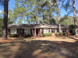 2707 Pine Manor Ln, Albany, GA 31707