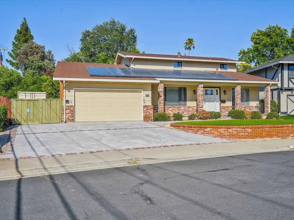 2065 Gill Port Ln, Walnut Creek, CA 94598