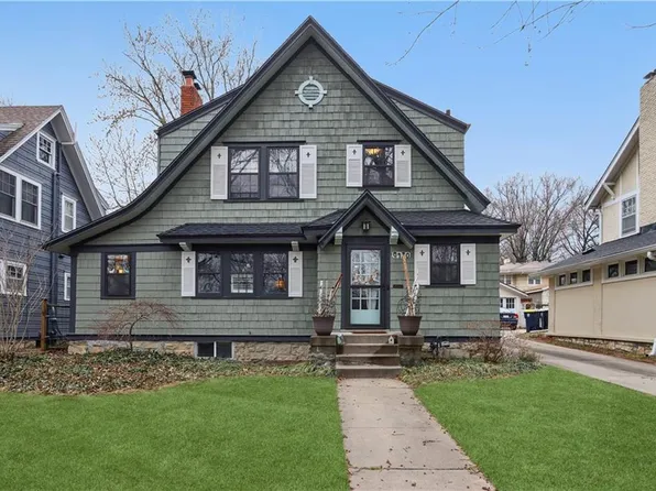 6430 Walnut St, Kansas City, MO 64113