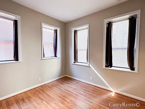 411 Clark St #4 — Photo 12