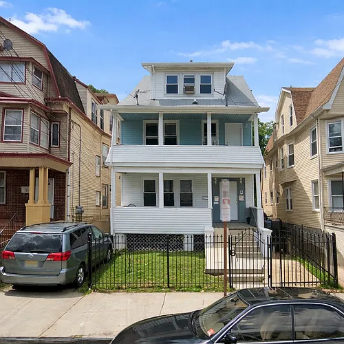 23-25 Cedar Ave Photo 1