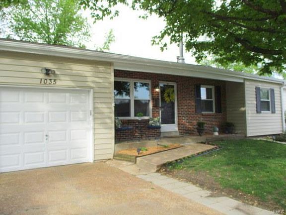 2nd image of 1035 Thompson Dr