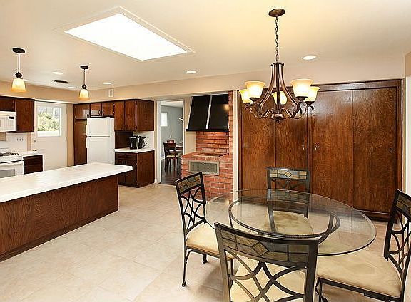 Country kitchen with large breakfast room