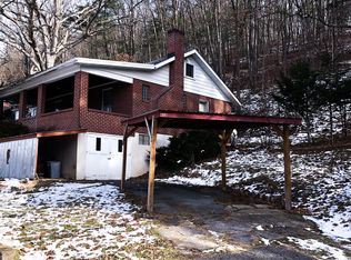 10200 Cottage Inn Ln NE, Cumberland, MD 21502