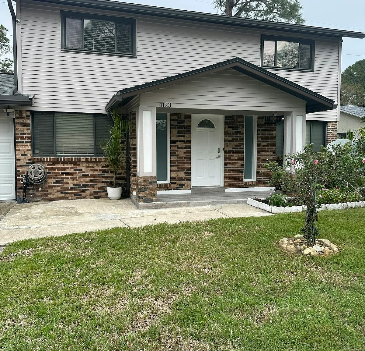 4123 Lazy Hollow Ln N — Photo 4