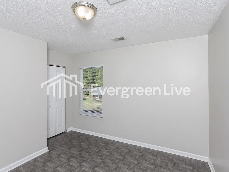 213 Rosebrook Dr — Photo 9