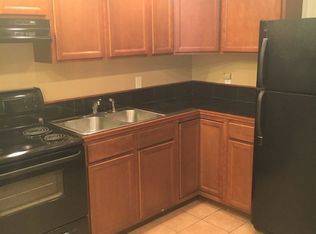618 W Healey St APT 1, Champaign, IL