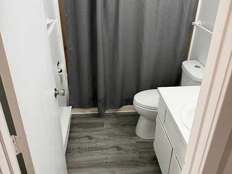 9105 W Saginaw Rd #5 — Photo 11