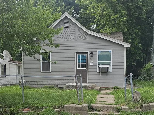 23 E Valley St, Saint Joseph, MO 64504