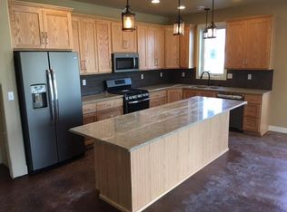 1254 5th St N, Fargo, ND 58102