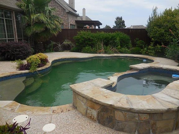 3rd image of 1453 Buena Park Dr