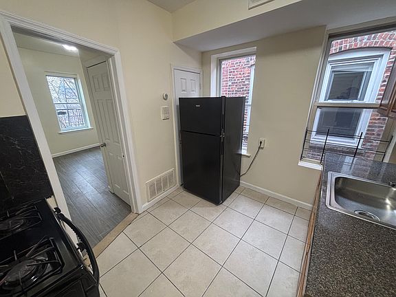 2nd image of 159 Bergen Ave #5E
