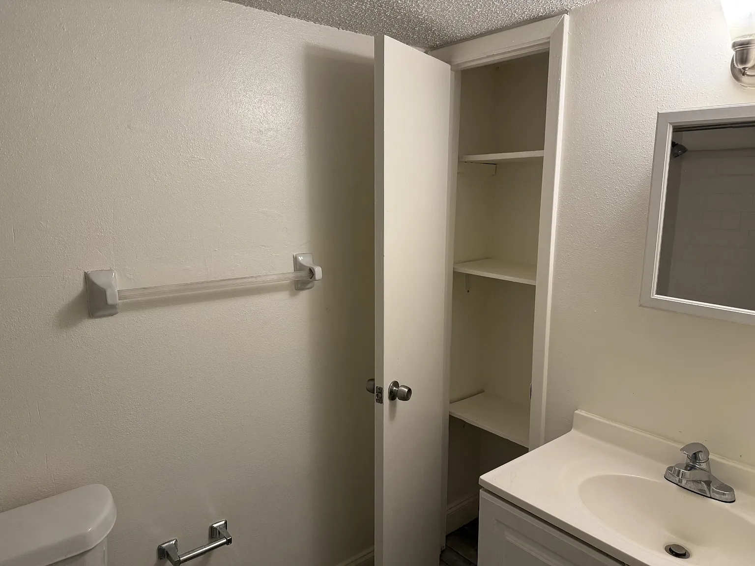 Malibu Gardens 8028-A Stark Avenue, Pensacola, FL — Photo 4