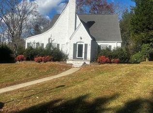 715 Country Club Rd, Mount Airy, NC 27030