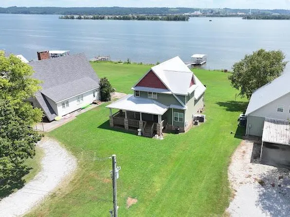 1192 Eva Harbor Rd, Eva, TN 38333