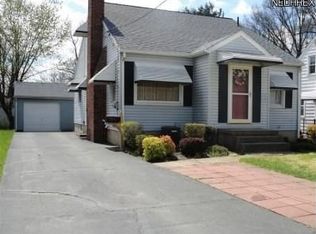 1815 Robbins Ave, Niles, OH 44446