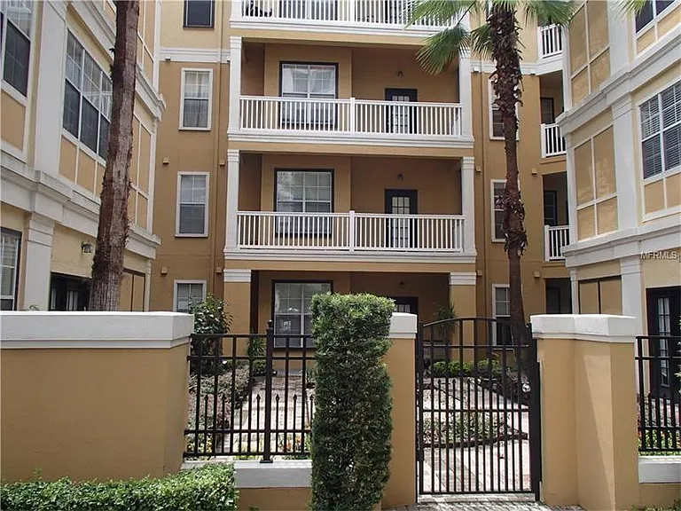860 N Orange Ave — Photo 7