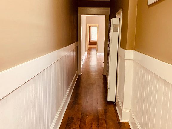 2nd image of 955 Page St APT 5