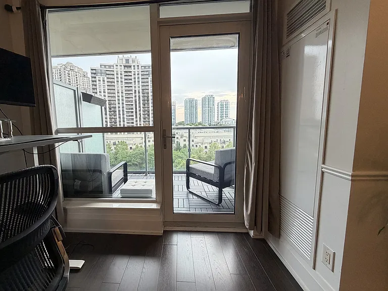 120 Harrison Garden Blvd #735 — Photo 11