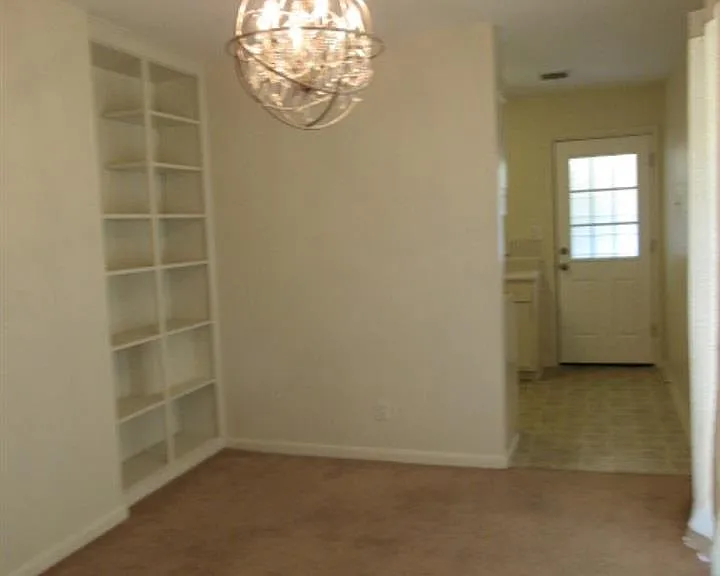 3600 Forest Glen Dr — Photo 21