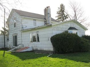 2376 Stein Rd, Bradner, OH 43406