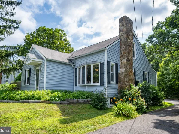 648 S 3rd St, Oakland, MD 21550
