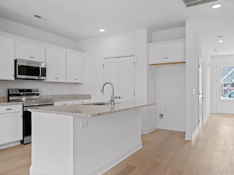8755 James Creek Dr #JV020 — Photo 3