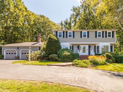 14 Onondaga Ln, Medfield, MA, 02052
