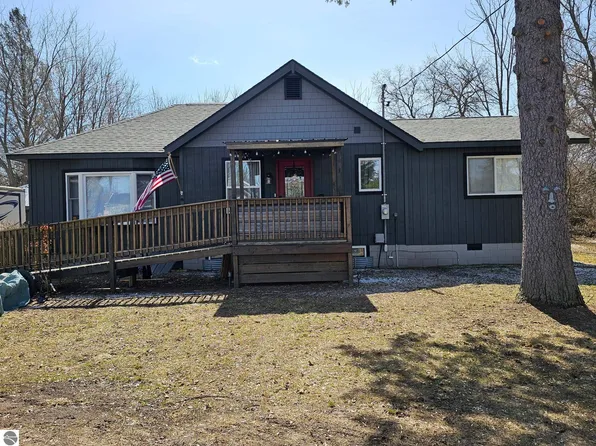 311 W State St, Whittemore, MI 48770